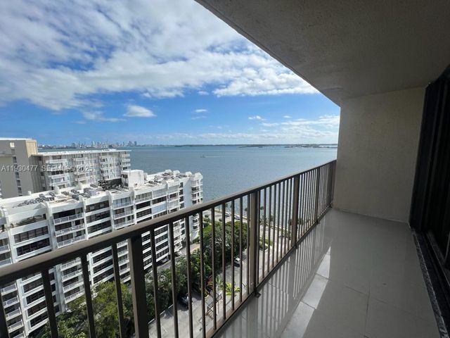 1450 Brickell Bay Dr 1606, Miami, FL 33131