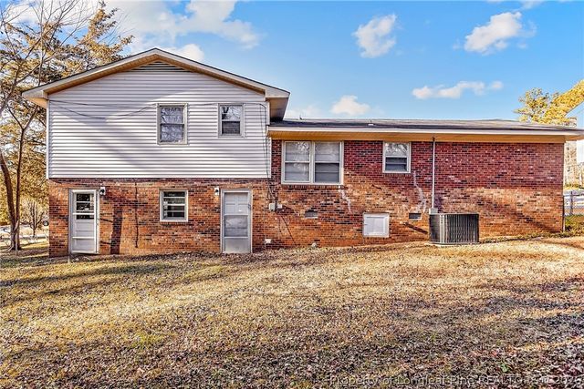 1089 Essex Place, Fayetteville, NC 28301