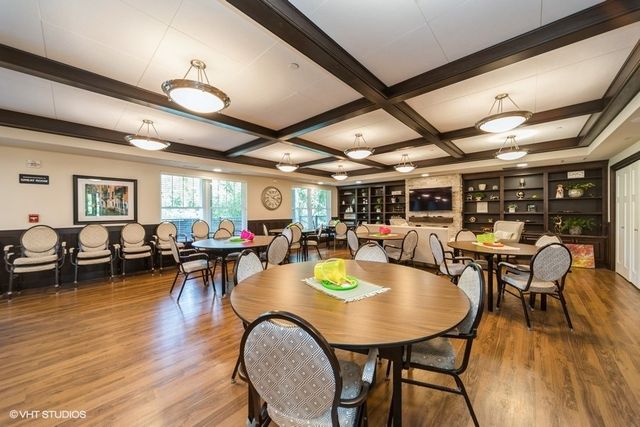 9001 Windsor Parkway 317, Johnston, IA 50131