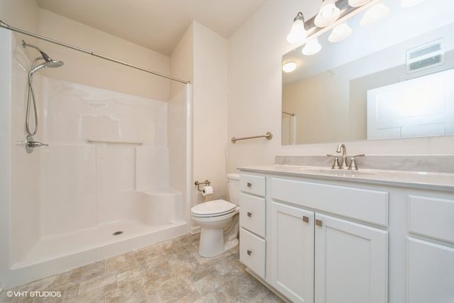 9001 Windsor Parkway 317, Johnston, IA 50131