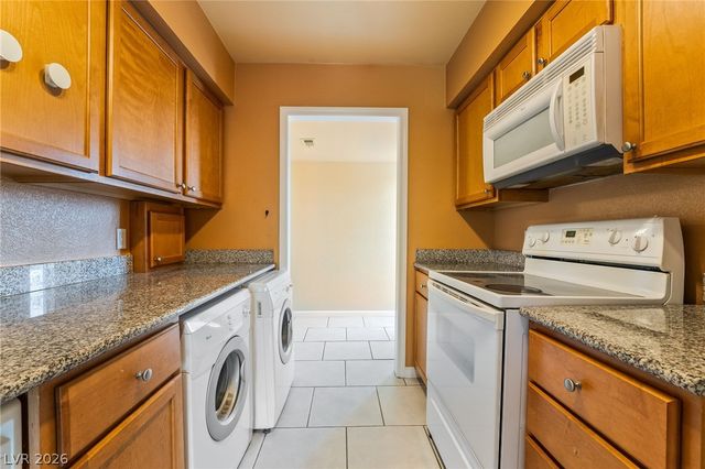 2843 Geary Place 3102, Las Vegas, NV 89109