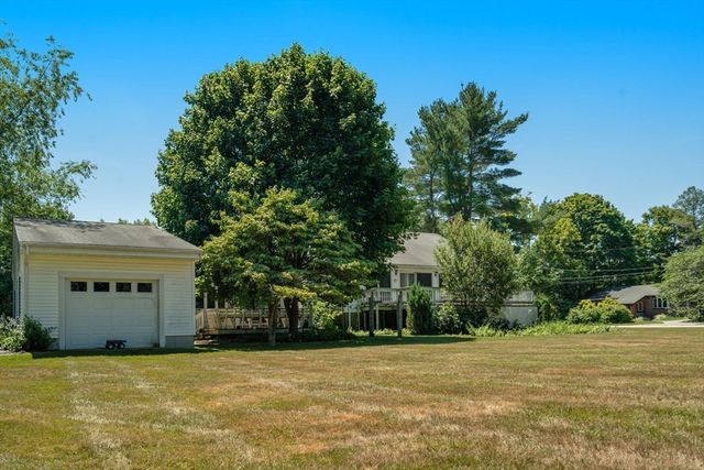 980 Randolph St, Canton, MA 02021