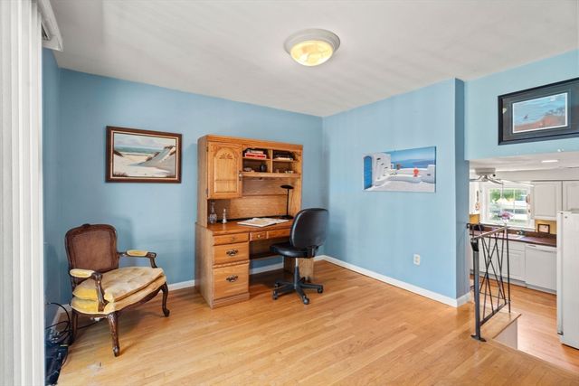 980 Randolph St, Canton, MA 02021