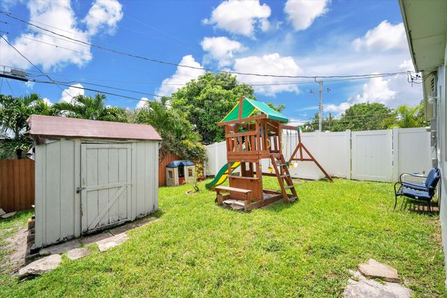 7321 Cody Street, Hollywood, FL 33024