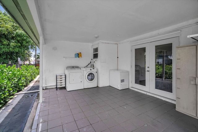 7321 Cody Street, Hollywood, FL 33024