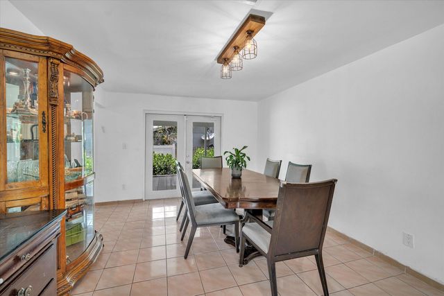 7321 Cody Street, Hollywood, FL 33024