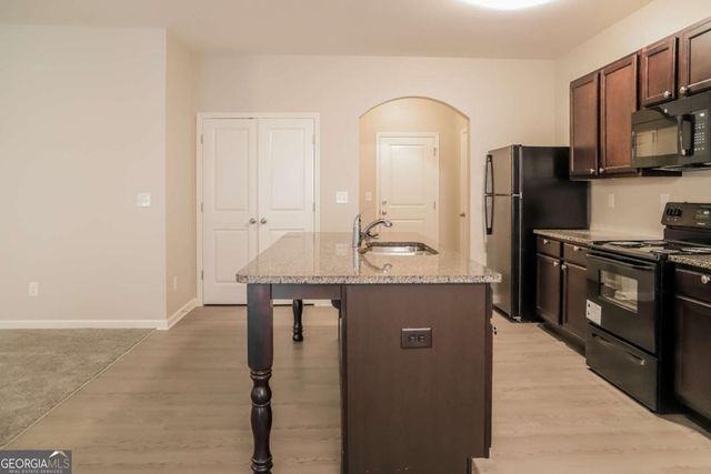 7105 Creeksong Drive, Douglasville, GA 30134