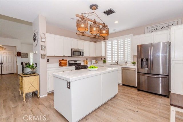 27185 Calendula, Corona, CA 92883