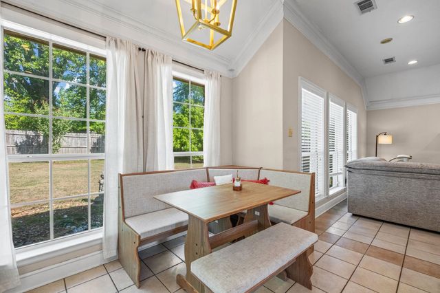 3721 APPLING LAKE DR, Bartlett, TN 38133