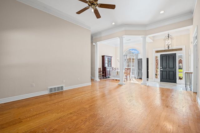 3721 APPLING LAKE DR, Bartlett, TN 38133