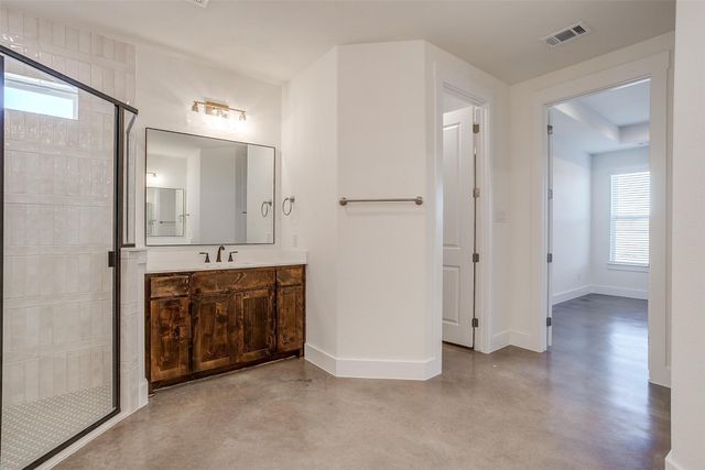 140 Olson Drive, Waxahachie, TX 75168
