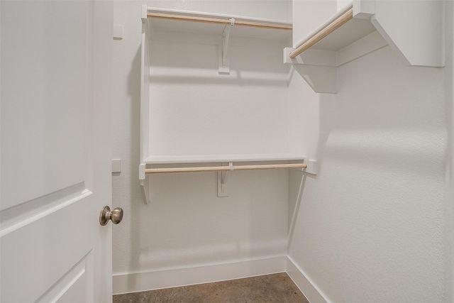 140 Olson Drive, Waxahachie, TX 75168