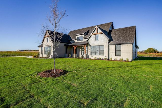 140 Olson Drive, Waxahachie, TX 75168