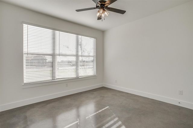 140 Olson Drive, Waxahachie, TX 75168