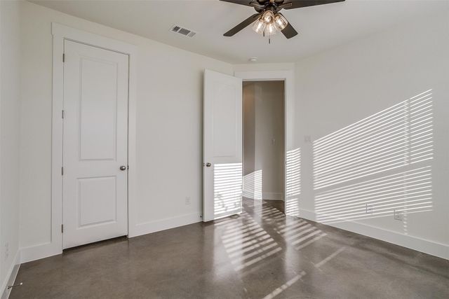 140 Olson Drive, Waxahachie, TX 75168