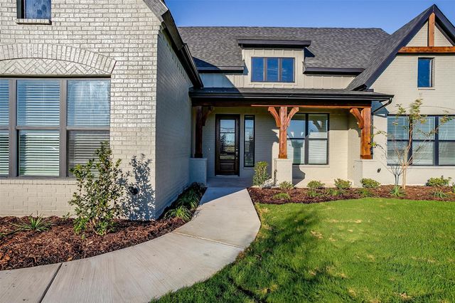 140 Olson Drive, Waxahachie, TX 75168