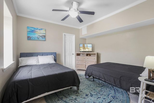 962 W Beach Boulevard, Gulf Shores, AL 36542