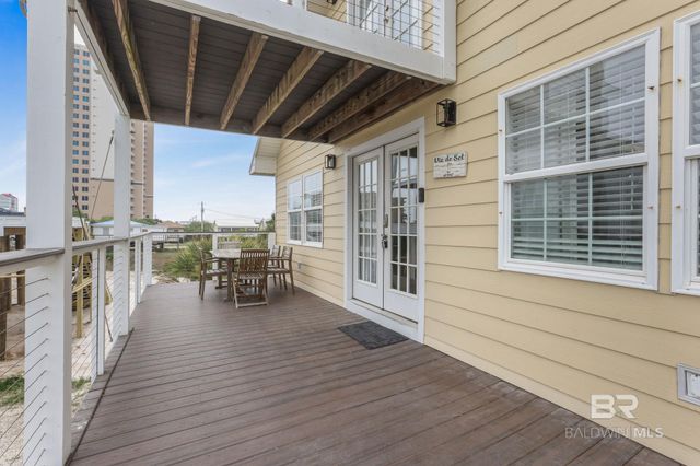 962 W Beach Boulevard, Gulf Shores, AL 36542