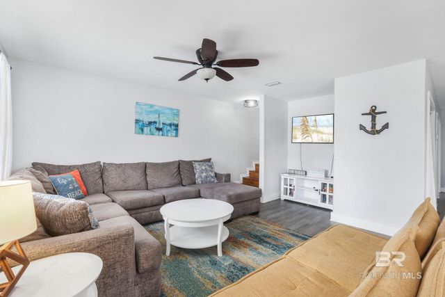 962 W Beach Boulevard, Gulf Shores, AL 36542