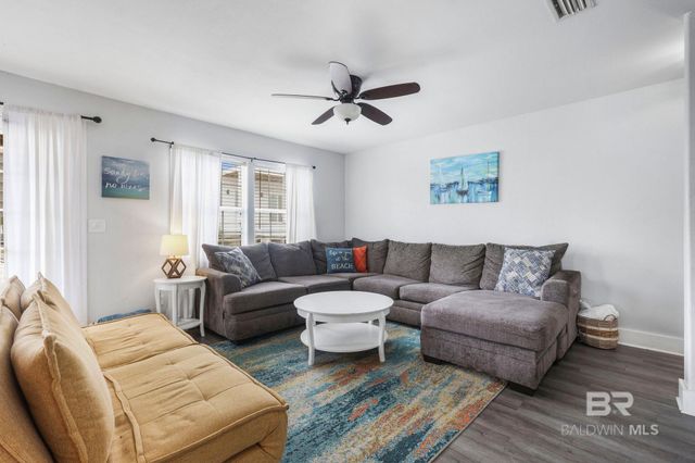 962 W Beach Boulevard, Gulf Shores, AL 36542