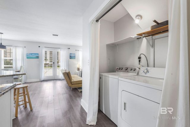 962 W Beach Boulevard, Gulf Shores, AL 36542