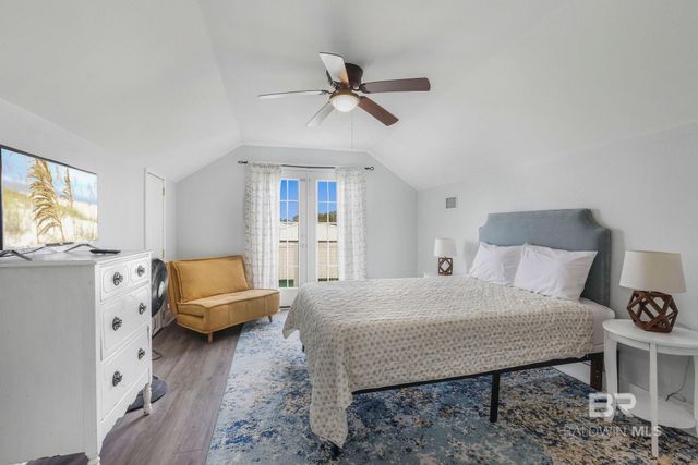 962 W Beach Boulevard, Gulf Shores, AL 36542