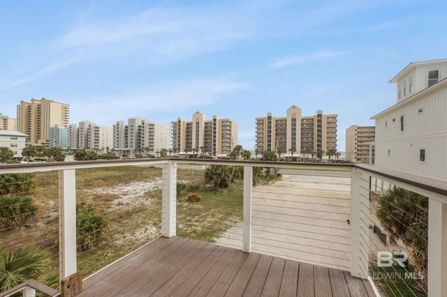 962 W Beach Boulevard, Gulf Shores, AL 36542