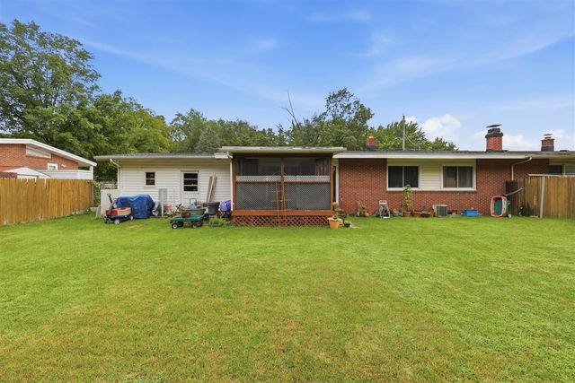 3 Tony Tiger Trail, Springfield, MI 49037