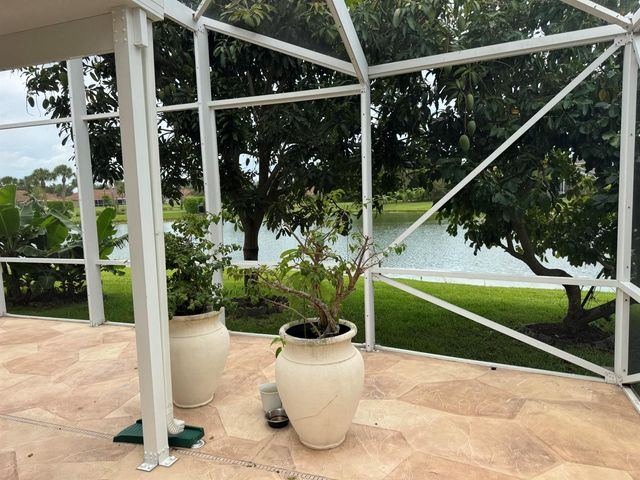 21196 Via Ventura 21196, Boca Raton, FL 33433