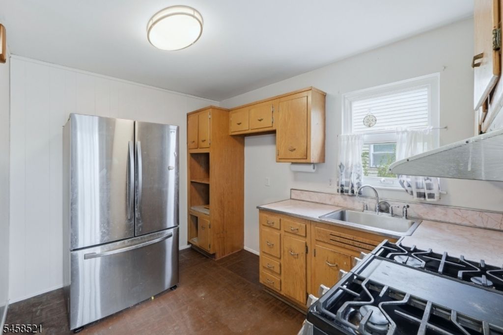 32 Merkel Dr, Bloomfield Twp., NJ 07003 — photo 5