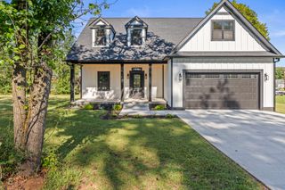 106 5th ave N, Decherd, TN 37324