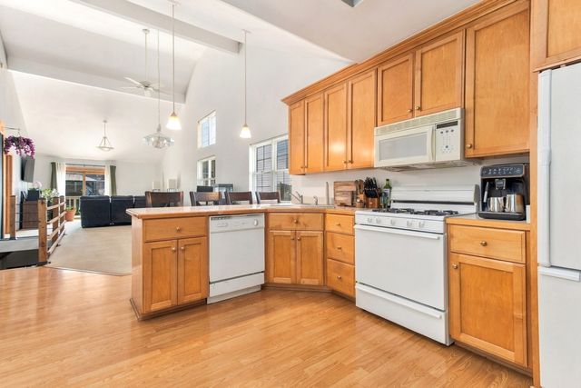 4326 River Glen Drive, Joliet, IL 60431