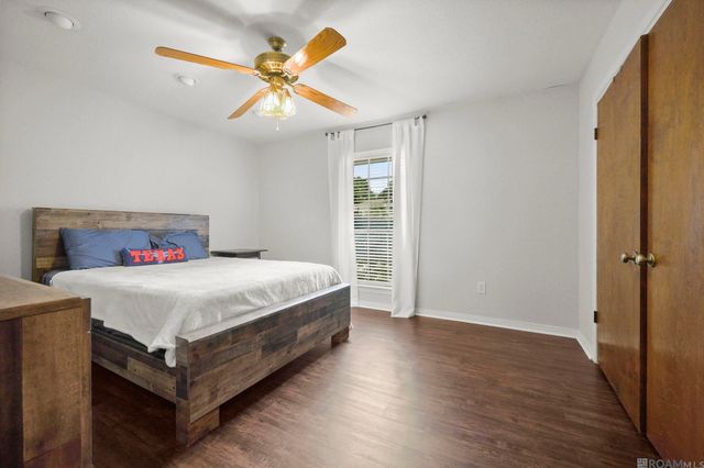 1369 Crescent Dr, Baton Rouge, LA 70806