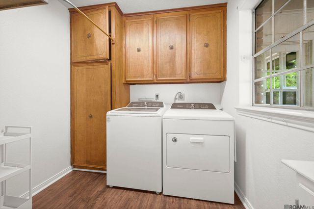 1369 Crescent Dr, Baton Rouge, LA 70806