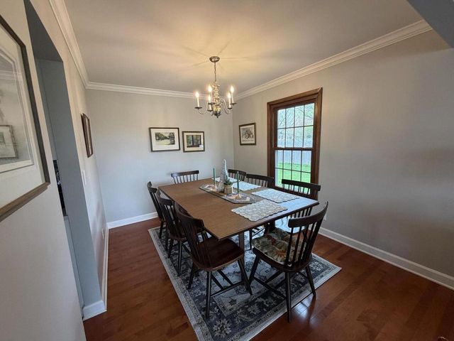 1701 River Forest DRIVE, Mequon, WI 53092