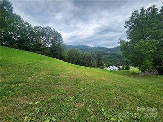 1925 S Fork Road, Marshall, NC 28753