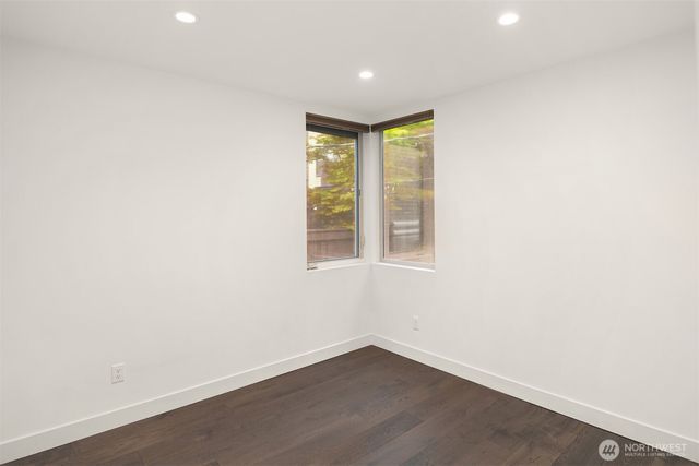 1935 B 7th Avenue W, Seattle, WA 98119