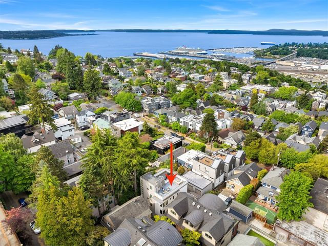 1935 B 7th Avenue W, Seattle, WA 98119