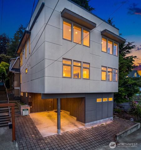 1935 B 7th Avenue W, Seattle, WA 98119