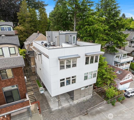 1935 B 7th Avenue W, Seattle, WA 98119