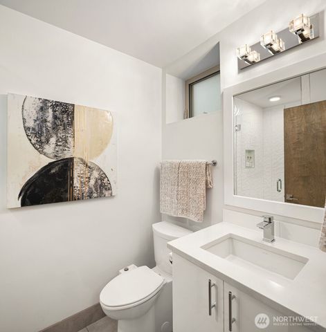 1935 B 7th Avenue W, Seattle, WA 98119