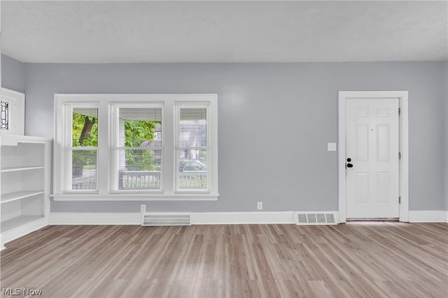 12701 Rexford Avenue, Cleveland, OH 44105