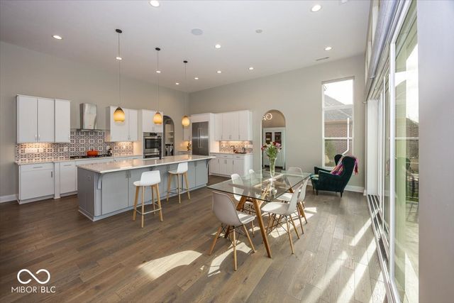 4305 Prairie Falcon Drive, Zionsville, IN 46077