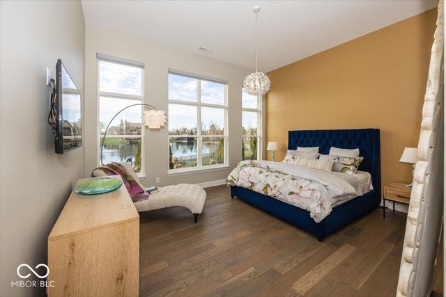 4305 Prairie Falcon Drive, Zionsville, IN 46077