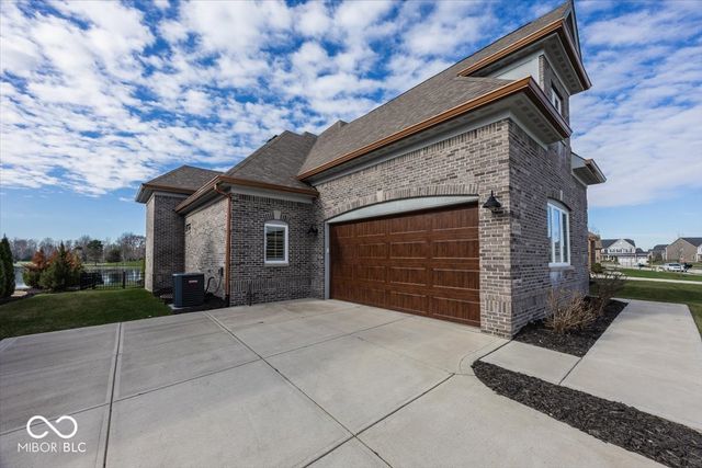 4305 Prairie Falcon Drive, Zionsville, IN 46077