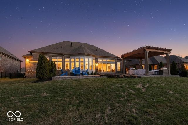 4305 Prairie Falcon Drive, Zionsville, IN 46077