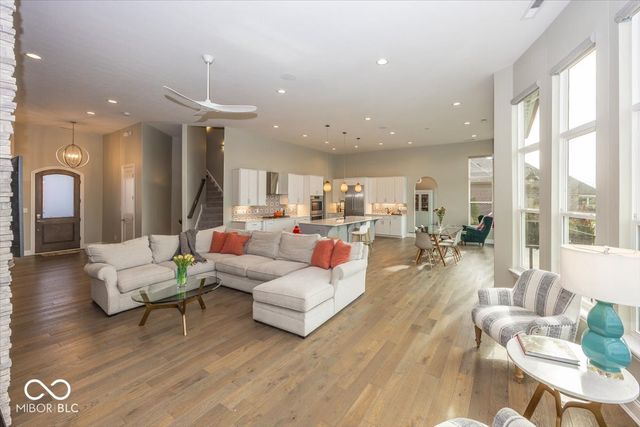 4305 Prairie Falcon Drive, Zionsville, IN 46077