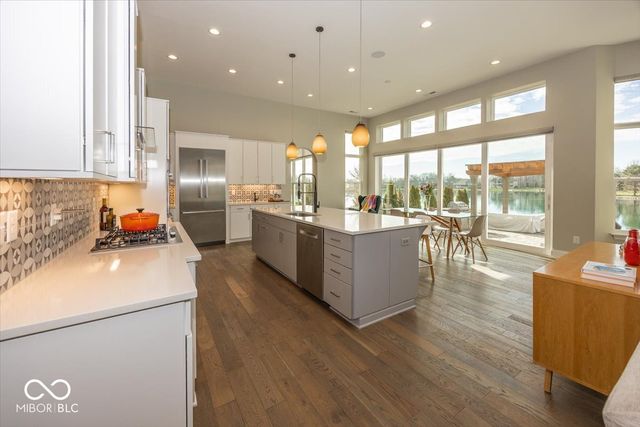 4305 Prairie Falcon Drive, Zionsville, IN 46077