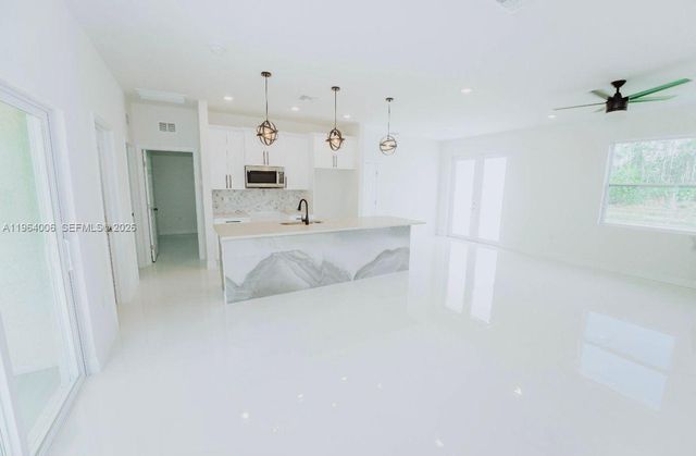 4405 E 7th, Lehigh Acres, FL 33972