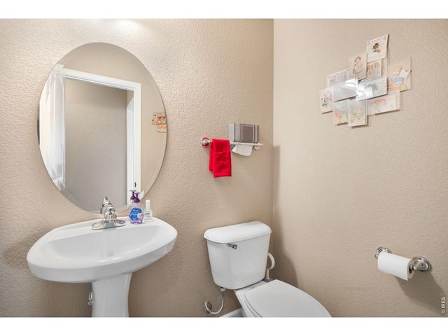 8461 Pebble Ct, Wellington, CO 80549